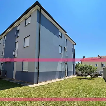 Apartment Apartman M Murine